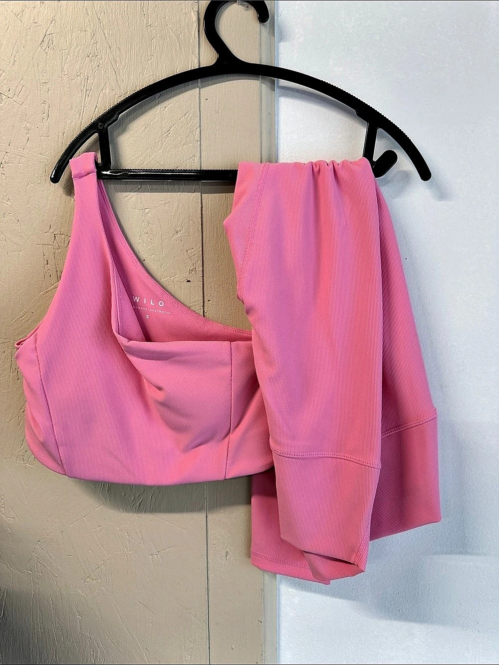 WILO Pink Two-Piece Athletic Set size small NWOT